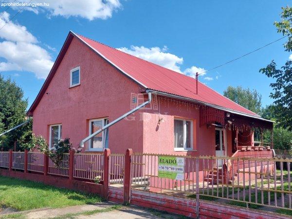 Eladó családi ház Hajdúdorog, 	Petőfi Sándor utca