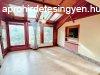 Tata csendes rszn kt laksos, medencs csaldi hz a 