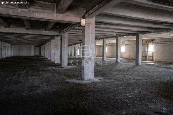 Kiadó raktár Budapest, X. kerület, 	Ipari parkban 1200 m² raktár kiadó