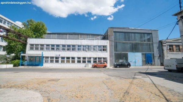 Kiadó raktár Budapest, XXI. kerület, 	Ipari parkban 1868 m² raktár kiadó