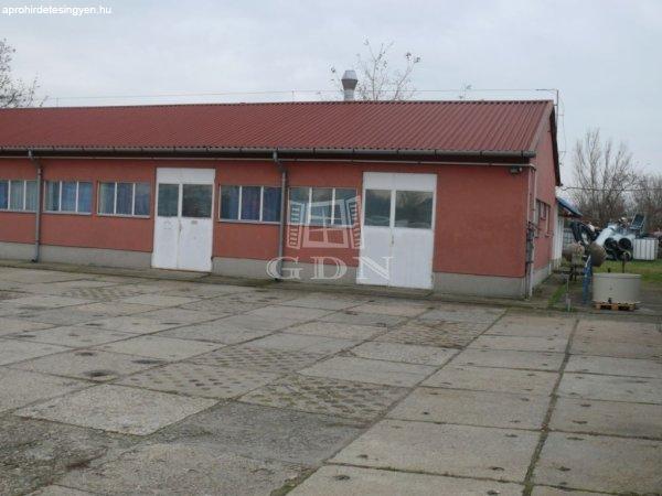 Kiadó raktár Kecskemét, 	Hunyadivárosi Aldi közelében