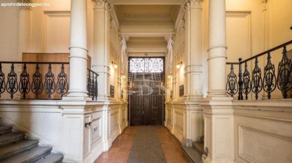 Kiadó raktár Budapest, IX. kerület, 	B kat. irodaház Alags. 30 m² raktár