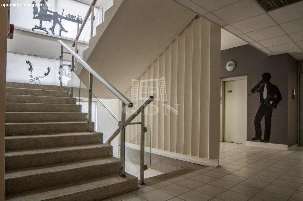 Kiadó raktár Budapest, XI. kerület, 	Irodaház C ép. I.em. 84 m² raktár
