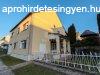 Elad csaldi hz Csszrtlts, 	Keceli t