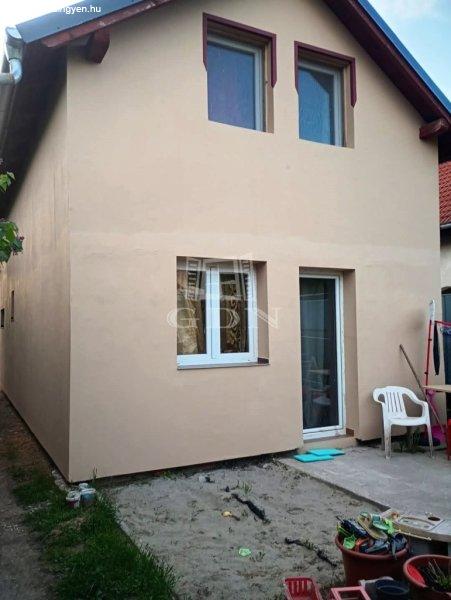Eladó családi ház Szigetújfalu, 	Pest megye