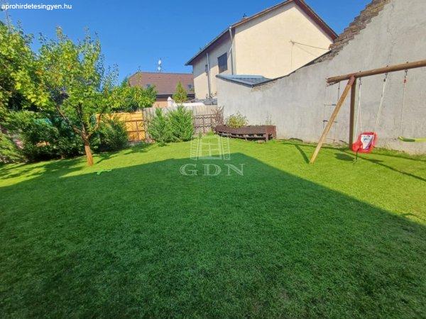 Eladó családi ház Budapest, XX. kerület, 	Virág Benedek utca