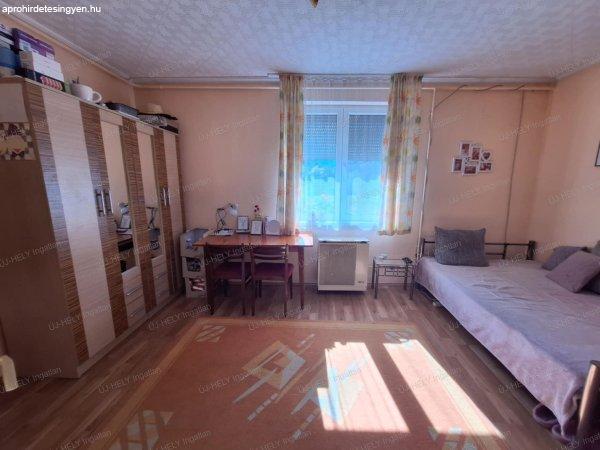 89 nm-es , 3 szobás,lakóingatlan eladó Sátoraljaújhelyen  Fix áron!
