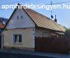 Falusi nyugalom Sopron-Balfon ? rgi paraszthz feljtsi l