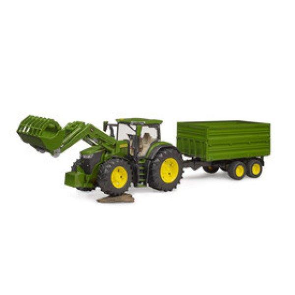 John Deere 7R 350 traktor homlokrakodóval és tandemtengelyes billenő
pótkocsival