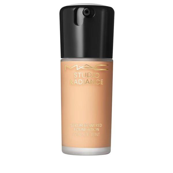 MAC Cosmetics Hidratáló smink Studio Radiance (Serum Powered Foundation) 30 ml
C4