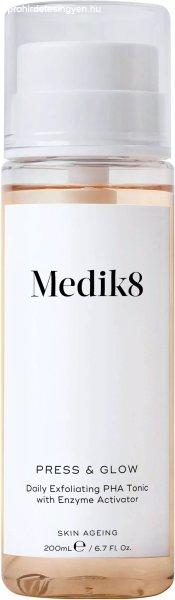 Medik8 Hámlasztó PHA tonik Press & Glow (Daily Exfoliating PHA Tonic) 200 ml