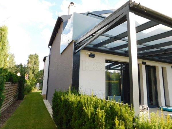 Siófok Aranyparton egyedi újépítésű luxus 2 szintes prémium családiház
eladó
