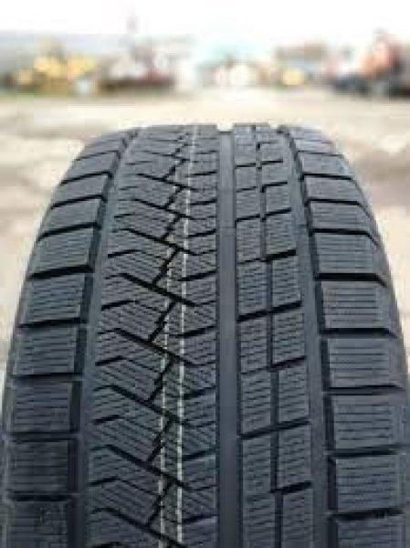 235/60R18 (107V) TRIANGLE PL02 SNOWLINK Téli személy, SUV. 
