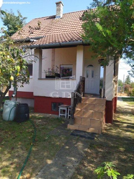 Eladó családi ház Őrbottyán, 	Őrbottyán