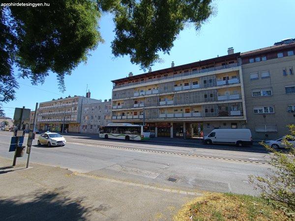 Miskolc belváros közeli, megkímélt állapotú lakás eladó!