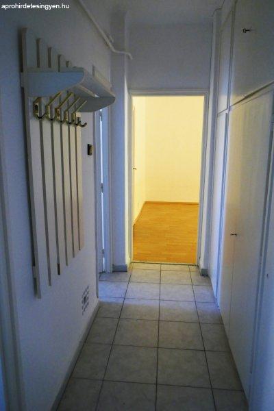 Kiadó 52m2-es Téglalakás, Szolnok