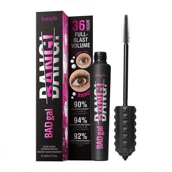 Benefit Extra volumennövelő szempillaspirál Badgal Bang (Volumizing Mascara)
Black 8,5 g