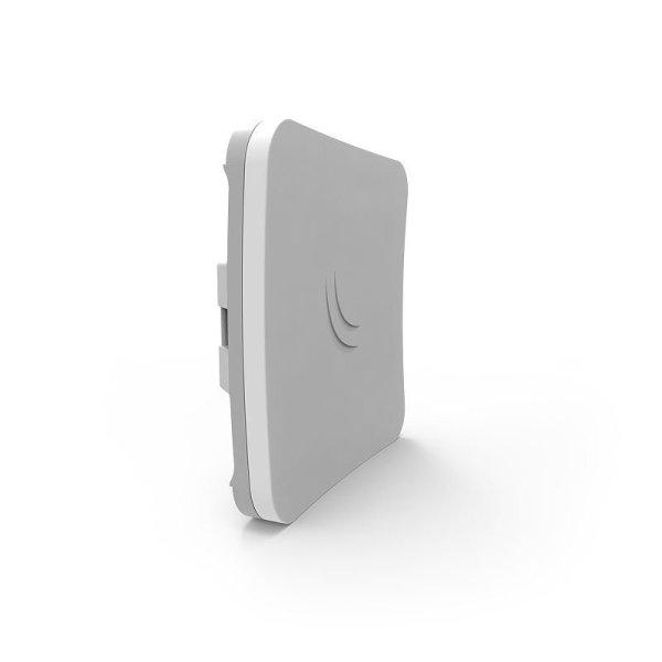 MIKROTIK RouterBOARD SXTsqG 5 AC + L3 (716MHz, 256MB RAM, 1x GLAN, 1x 5GHz
802.11a/c) outdoor