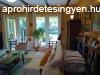 Csendes csaldi hz Sifokon