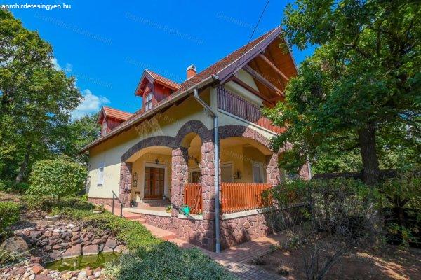 Családi ház Káptalanfüred csendes részén - Balatonalmádi