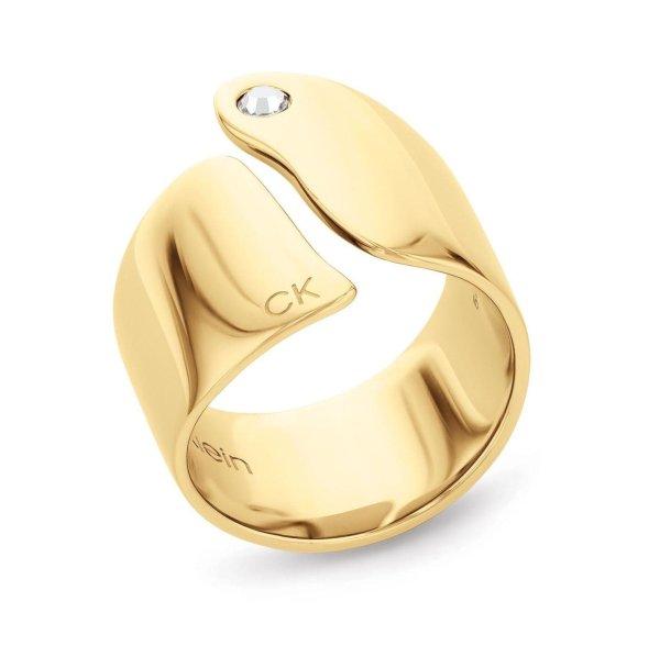 Calvin Klein Nyitott aranyozott gyűrű kristályokkal Cherished 35000663 56 mm