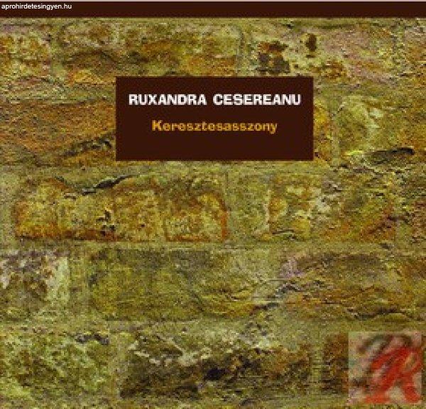 KERESZTESASSZONY