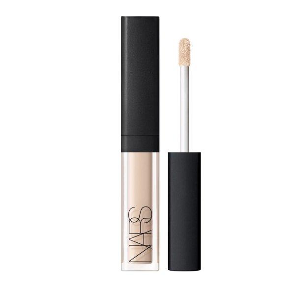 NARS Világosító krémes korrektor (Mini Radiant Creamy Concealer) 1,4 ml
Chantilly