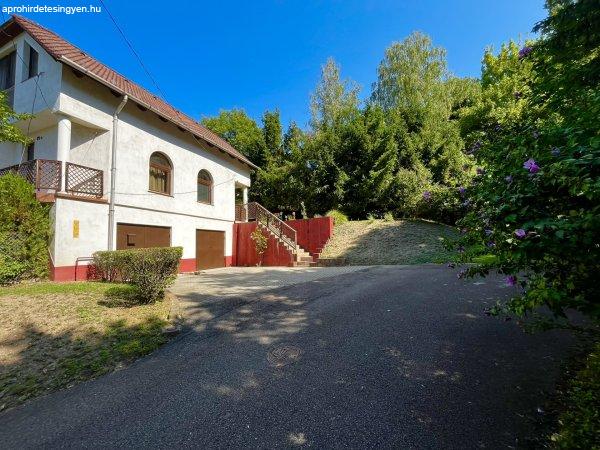 Miskolctapolcán panorámás ház eladó