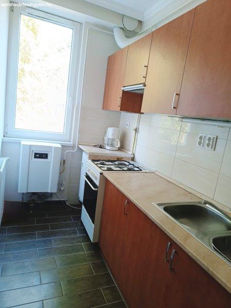 Kiadó 43m2-es Téglalakás, Debrecen
