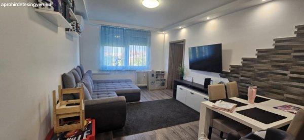 Műszaki Kar közelében, felújított 64 m2 es, 2+1 szobás lakás eladó -
Debrecen