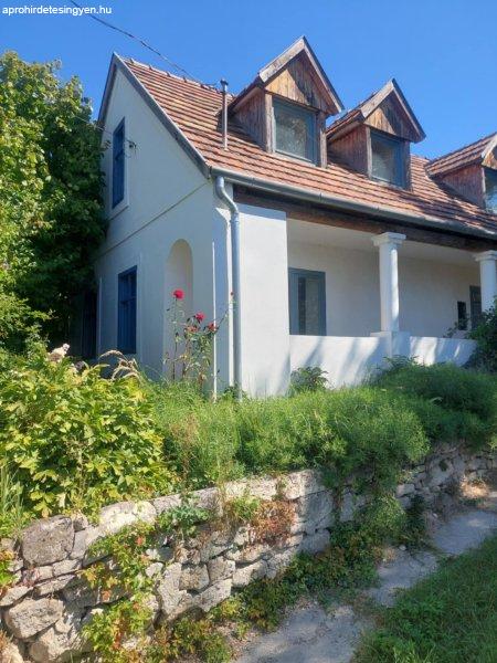 Eladó 159m2-es Családi ház, Biatorbágy