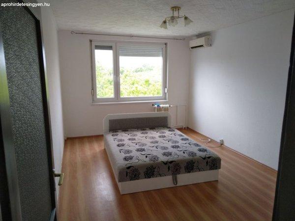 ÓSZŐLŐ UTCÁN 3 SZOBÁS LAKÁS ELADÓ - Nyíregyháza