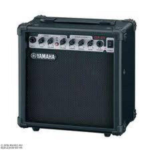 YAMAHA GA 15 combo gitár erősítő