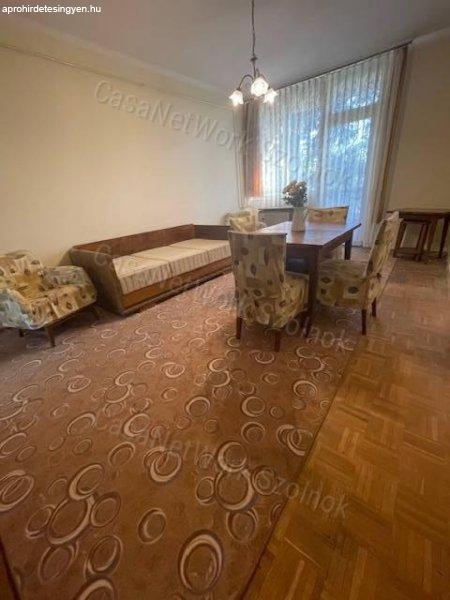 Eladó Szolnok belvárosában a Réz utcában egy 2. emeleti 55m2-es lakás
