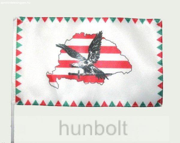 Farkasfogas árpádsávos Nagy- Magyarországos turulos zászló 15x25cm,
40cm-es műanyag rúddal