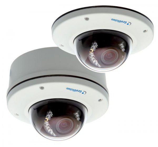  Geovision GV IP VD2400 IP vandálbiztos dome kamera, 2 MP, 30fps@1920x1080,
f=3-9mm, (F/1,2)